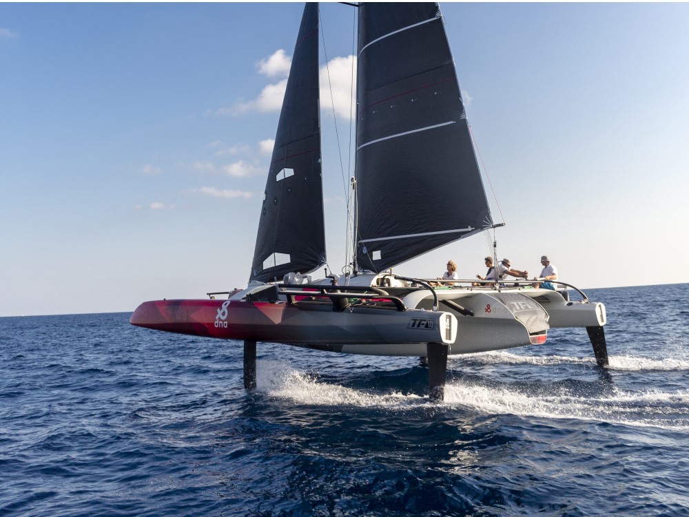 tf10 trimaran